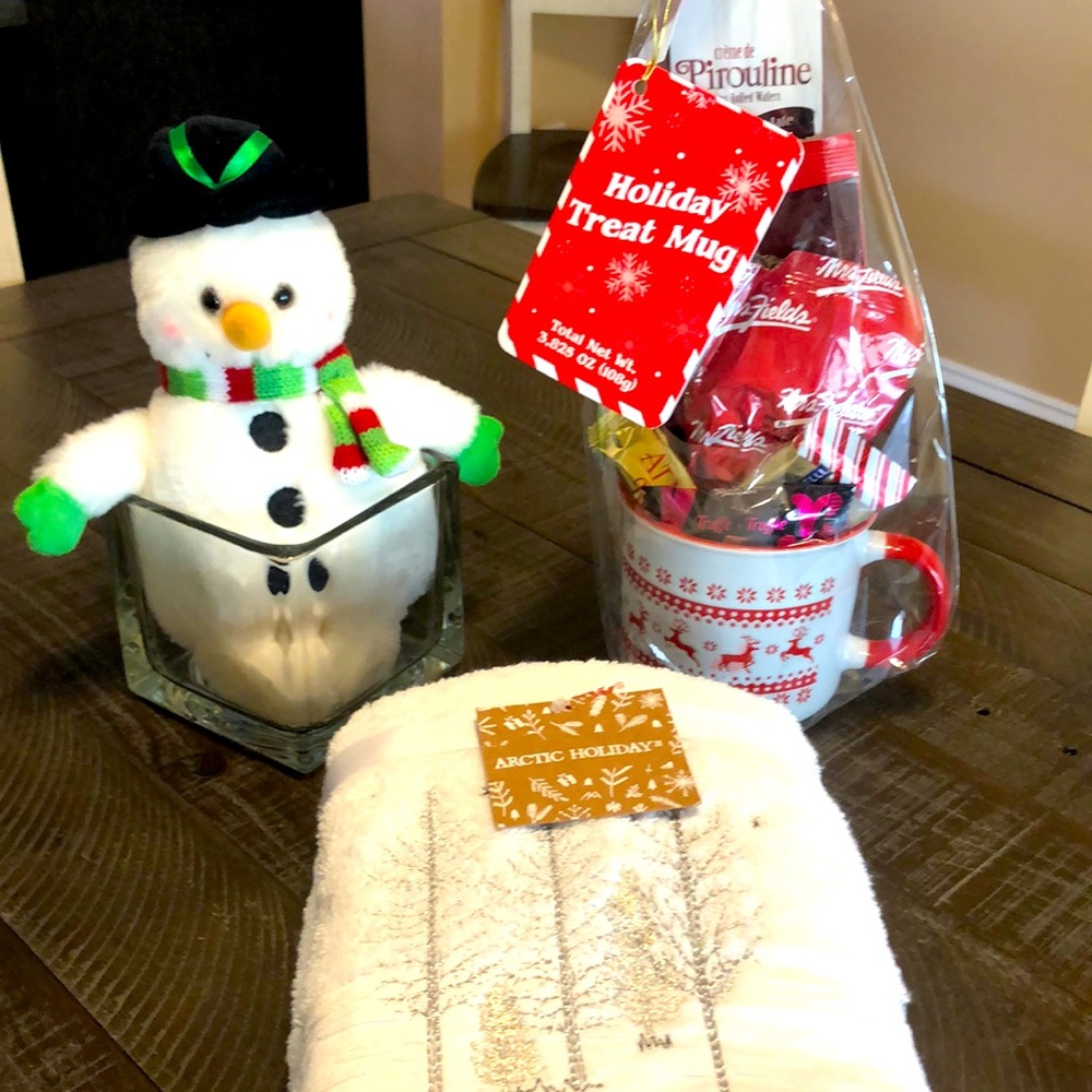 NWT Christmas Gift Bundle